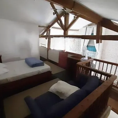 Dom wakacyjny Grande Maison De Famille Avec Piscine Couverte *
