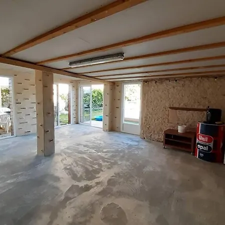 Grande Maison De Famille Avec Piscine Couverte