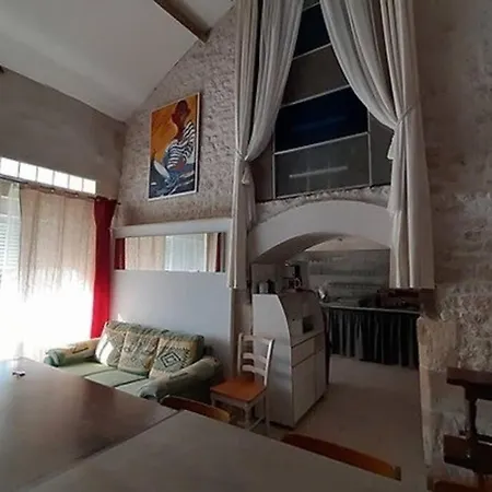 Feriehus Grande Maison De Famille Avec Piscine Couverte
